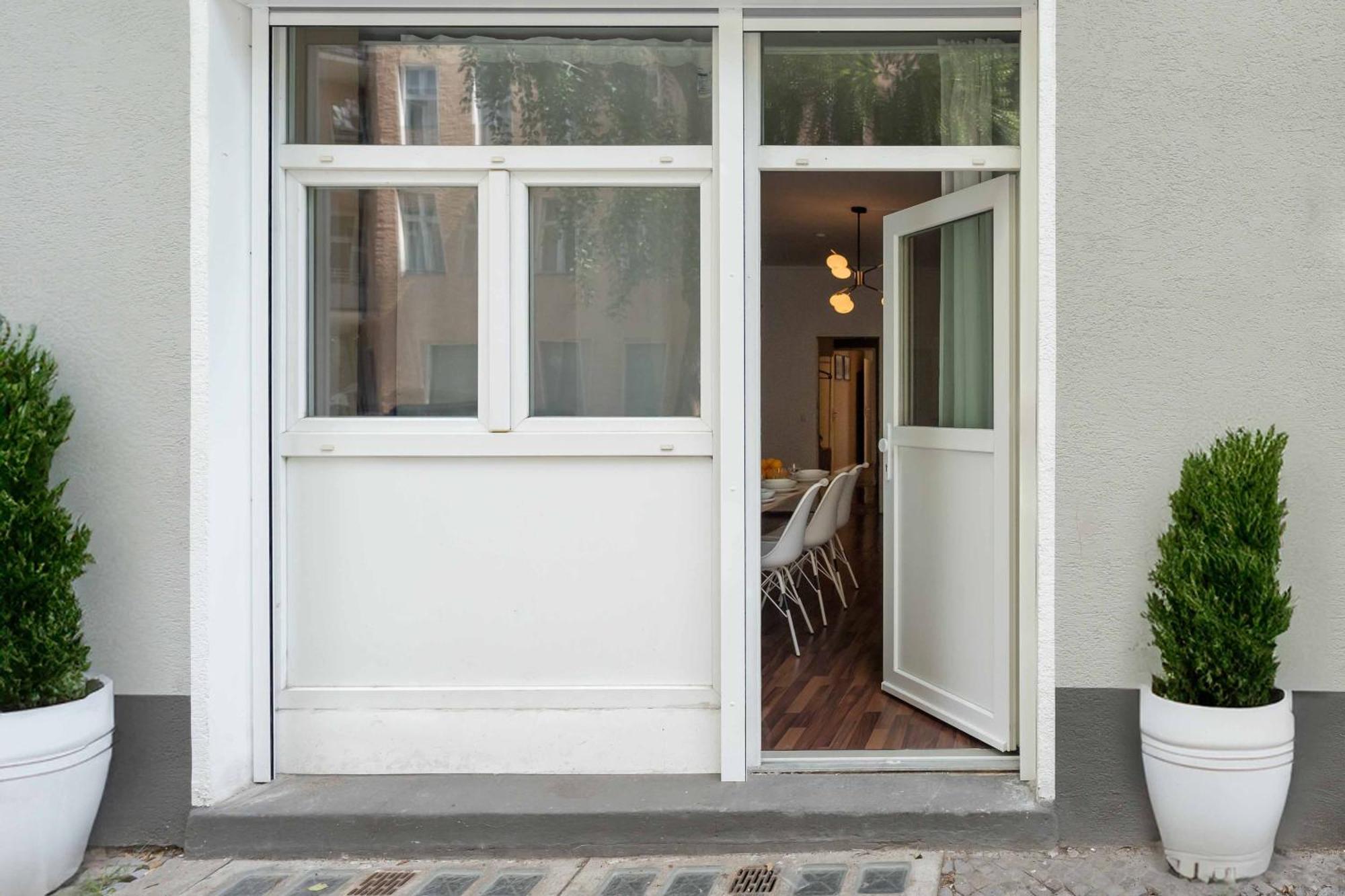 Holiday 33 Apartment I Und N Mitte Berlim Exterior foto